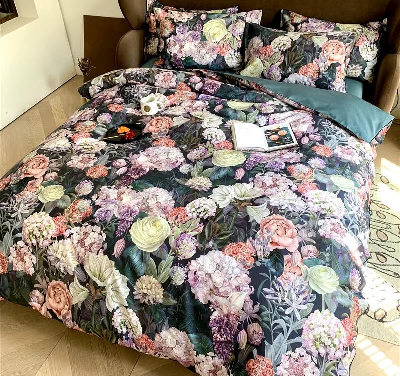 Midnight Blossom Bedding Set