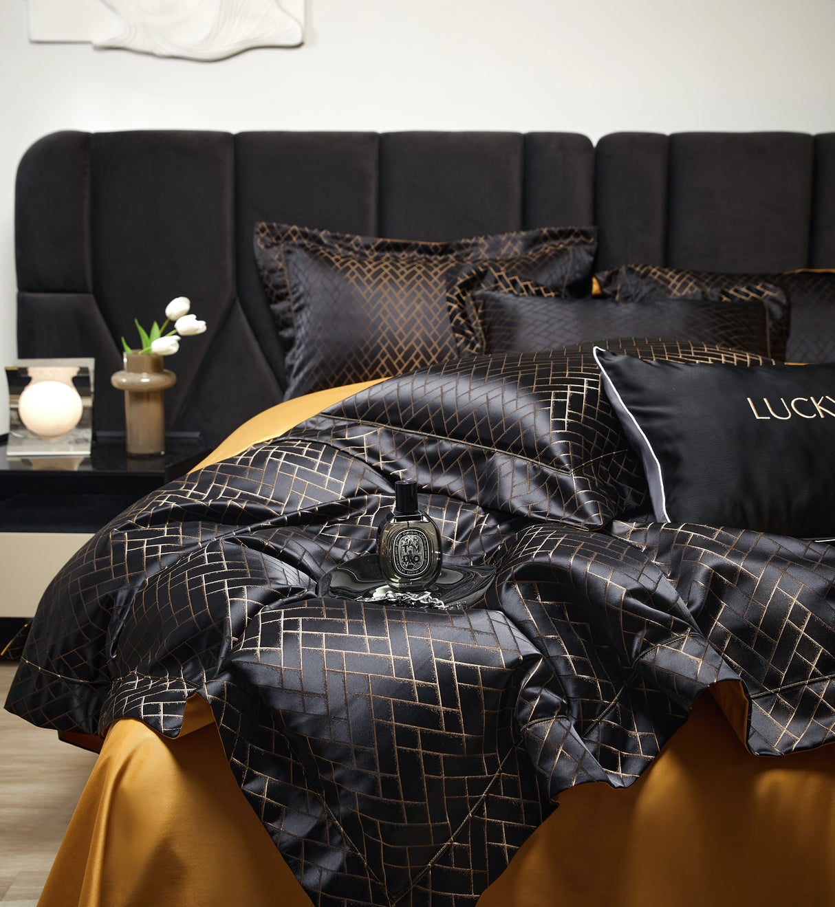 Nordic Satin Egyptian Cotton Bedding Set