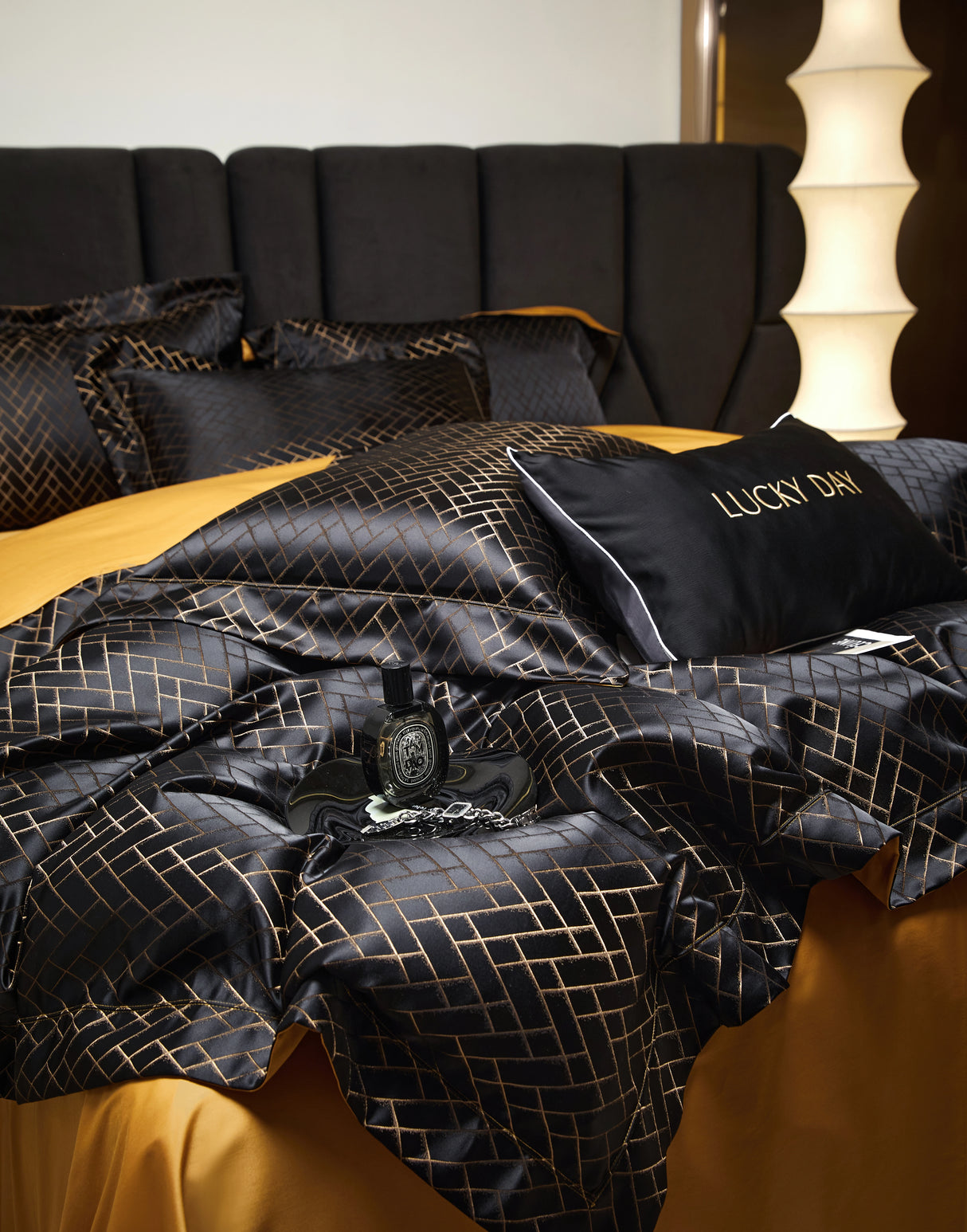 Nordic Satin Egyptian Cotton Bedding Set