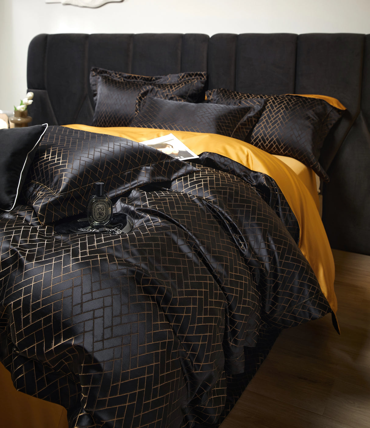 Nordic Satin Egyptian Cotton Bedding Set