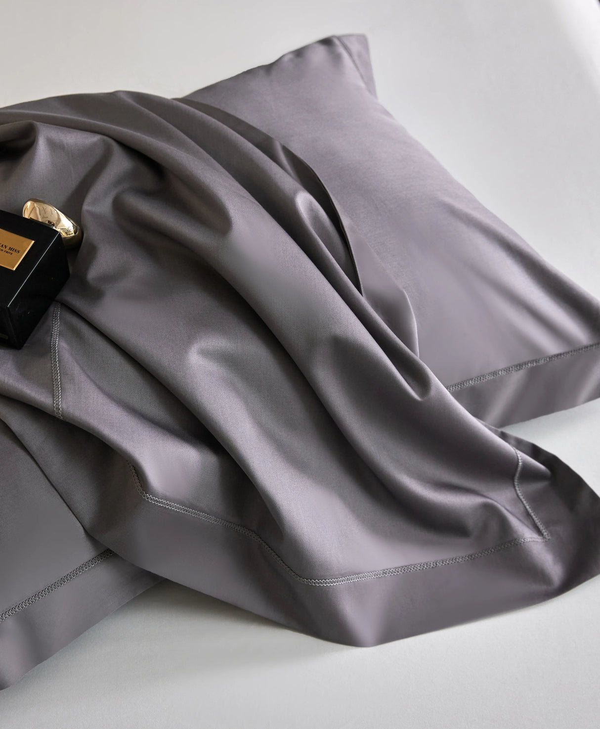 Nico Sereno Reversible Bedding Set Gray