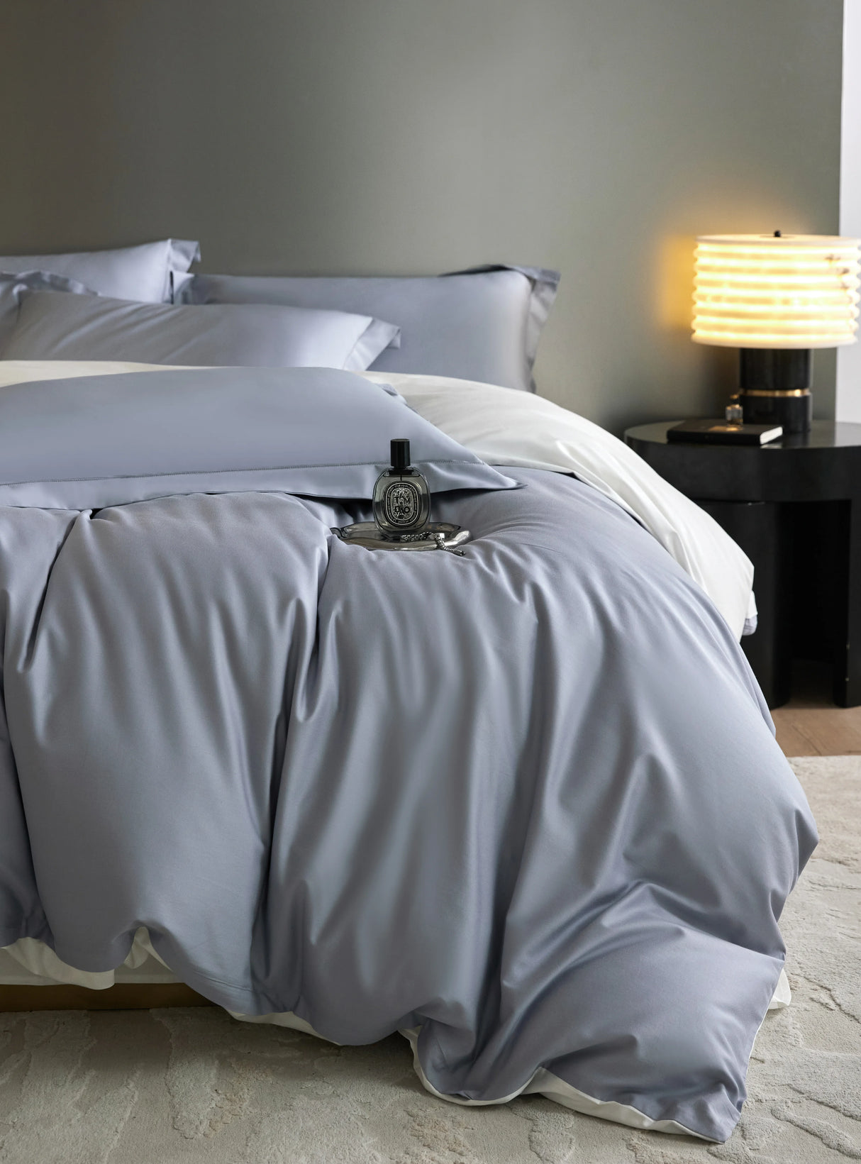 Nico Sereno Reversible Bedding Set Blue