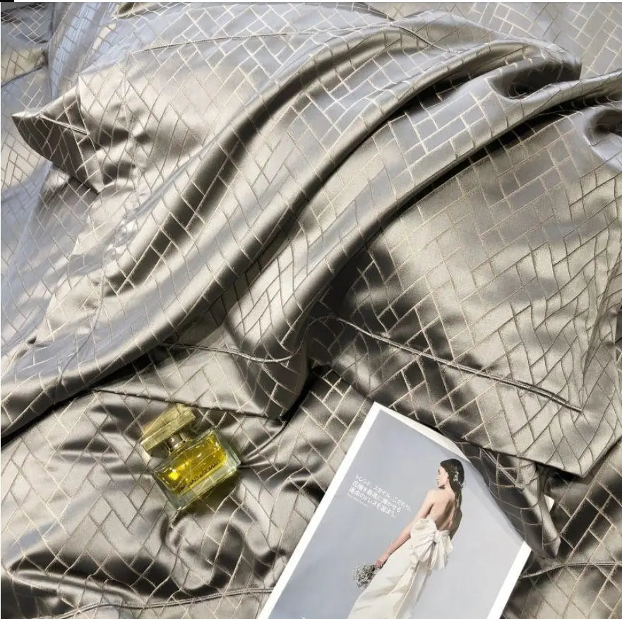 Nordic Satin Egyptian Cotton Bedding Set
